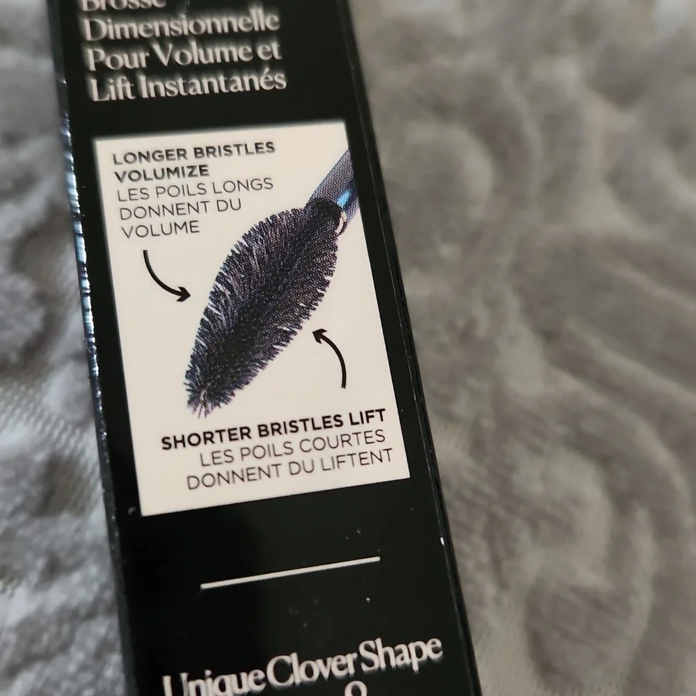 Laura Mercier, Caviar Extravagant Mascara, Black